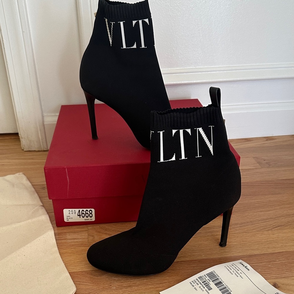Valentino Garavani Black Heeled Boots